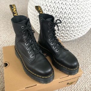 DR MARTENS Jadon Platform Boots Size 10 w/ zipper